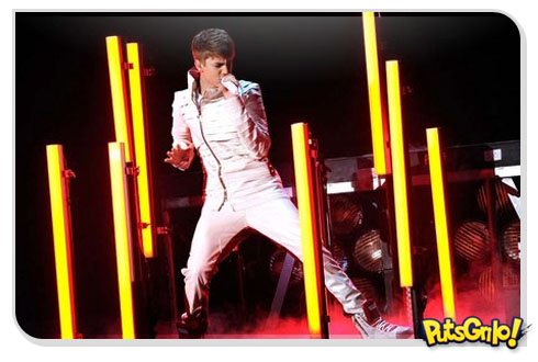 Justin Bieberr American Music Awards 2011
