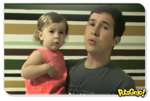 Momento Cute Cute: Isadorinha canta Roberto Carlos