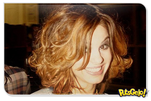 Sthefany Brito na capa da revista VIP