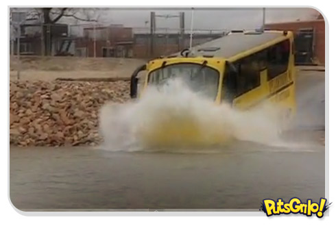 Ônibus anfíbio de Rotherdam: Imagens incríveis