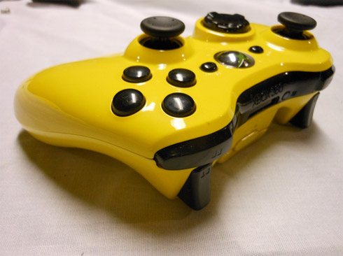 Xbox 360 com casemode do Camaro de Transformers