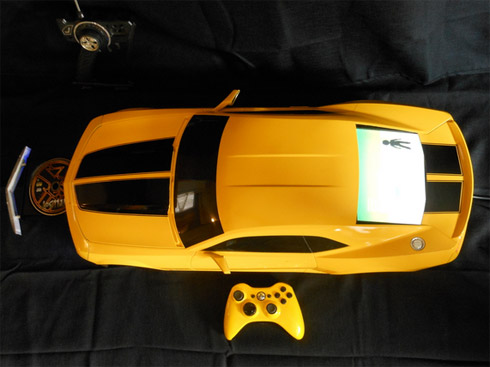 Xbox 360 com casemode do Camaro de Transformers