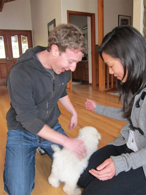 Facebook: Fotos pessoais de Mark Zuckerberg vazam na web