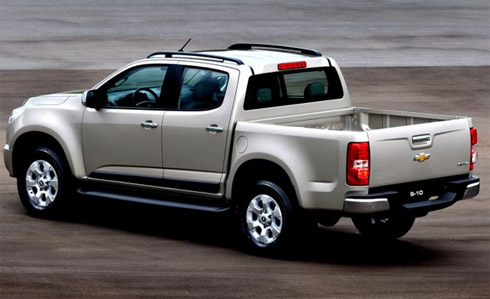 Chevrolet S10 2012 e porque todas querem ser a Hilux