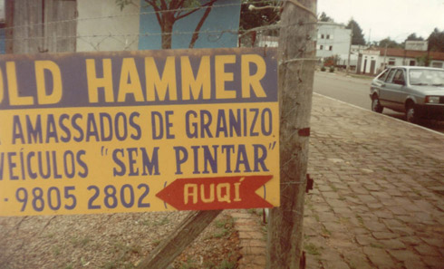 Placas desmotivacionais: Português fail