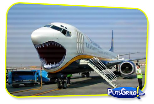 Momento Alimentando um Avião