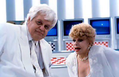 Homenagem a Dercy Gonçalves