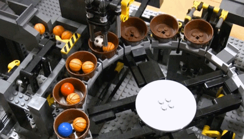 Inacreditável: Maior maquinário feito com peças de LEGO