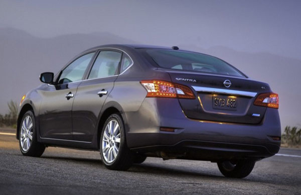 Nissan-Sentra-2013
