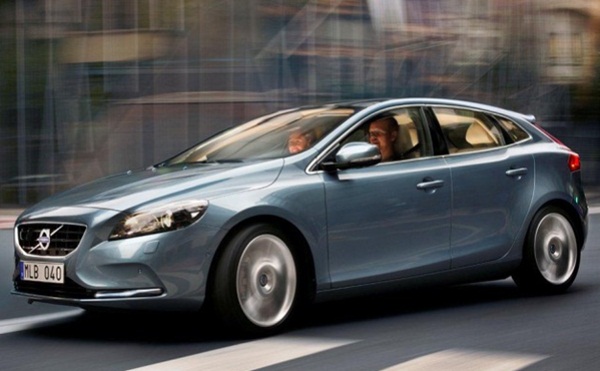 volvo v40